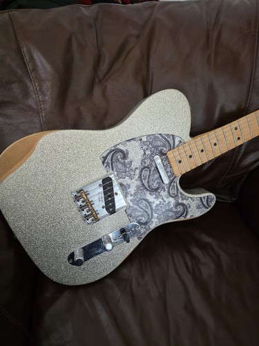 Fender brad paisley road - brad,