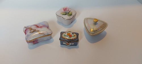 Vintage porcelain trinket - x,