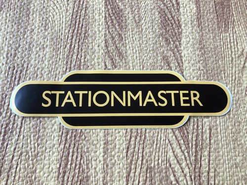 Railway train totem station - /,