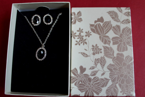 Black necklace earring set - &,