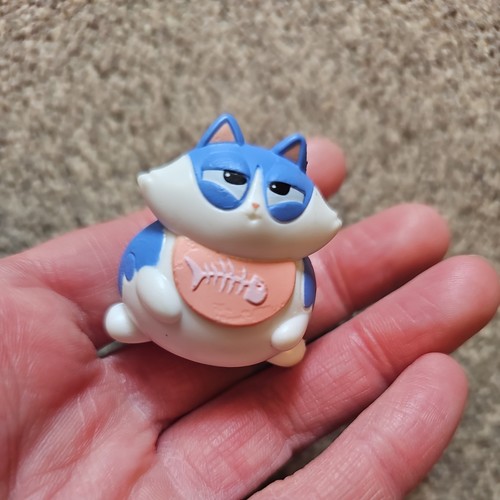 Lost kitties figure - lost,