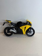 1:24 Scale Honda CBR1000RR