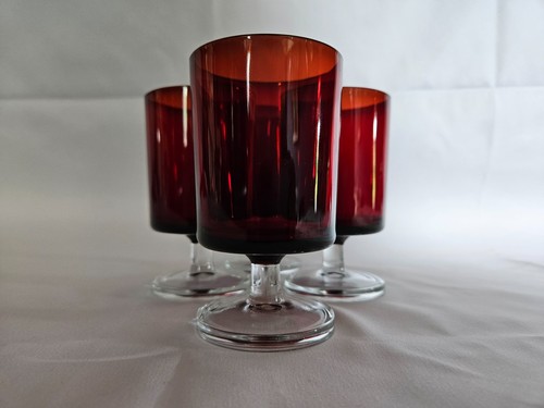 Luminarc red cavalier - red,