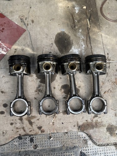 Audi piston and conrod - piston,