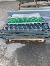 38mm GRP Grating Varied Non Slip Waffle Boards Floor Panels Mixed Colours
