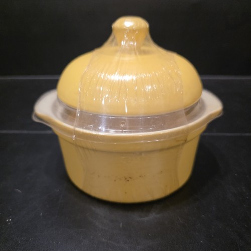 Red shed nutmeg cinnamon - red,