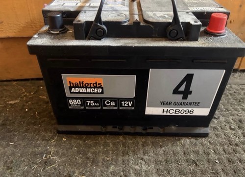 Halfords advanced car battery - halfords,