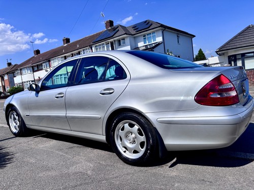 Mercedes w211 class e200 - e,