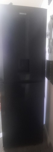 Black beko fridge freezer - black,