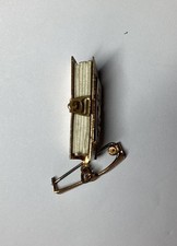 Vintage London Souvenir Photos Book Elizabeth R 1953 Brooch, D71