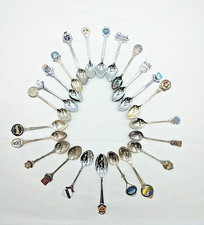 Collectable Teaspoons X19