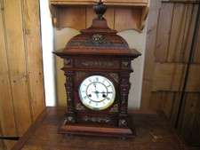 ANTIQUE BRACKET MANTEL CLOCK -