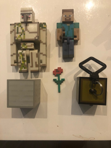 Minecraft figure bundle - minecraft,