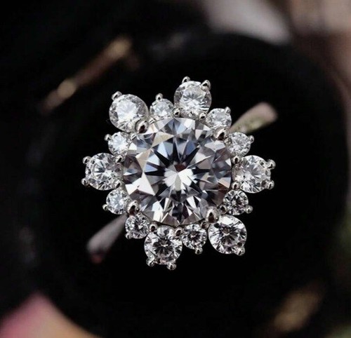 New silver detailed cluster