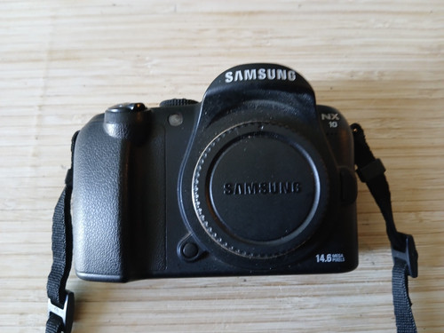 Samsung nx10 6mp - nx,
