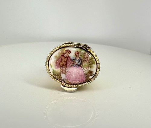 Vintage victorian couple gold - victorian,