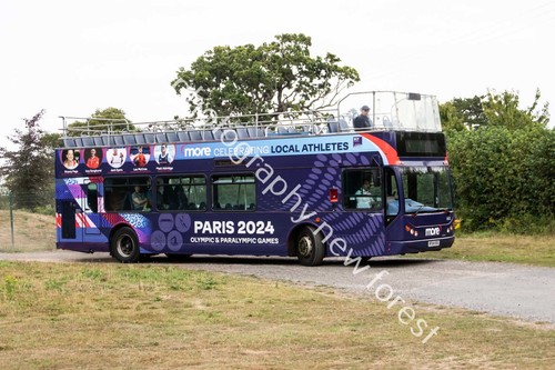 Bus photo 6x4 new forest - new,