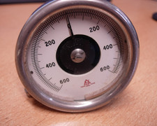 Vintage AT Industrial Tachometer Rare +/- 600rpm Manual Rev Counter