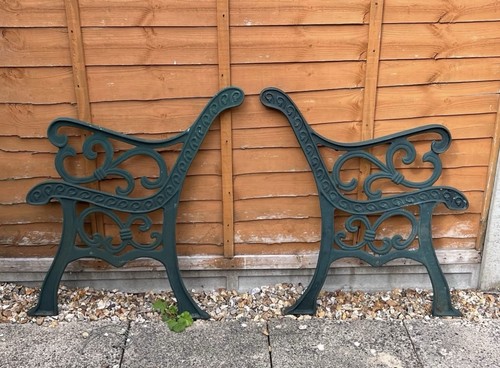 Pair vintage cast - pair,