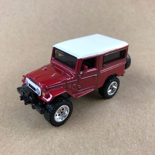 Hot wheels premium toyota - wheels, land