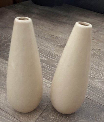 Ceramic vases tall no - 12",