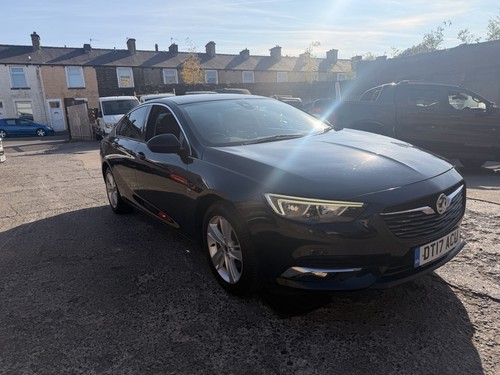 Vauxhall insignia mk2 - vauxhall, b