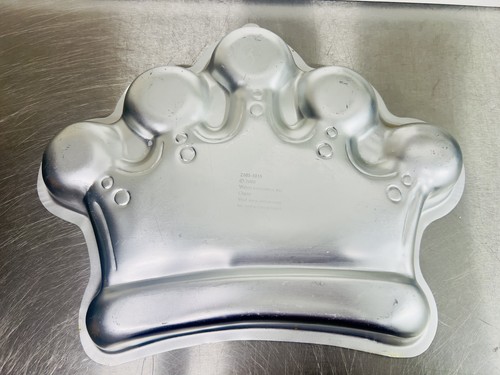 Wilton princess crown cake - crown, pan
