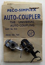 Vintage PECO-Simplex R-1 Auto-Coupler O Gauge Pair on Original Card