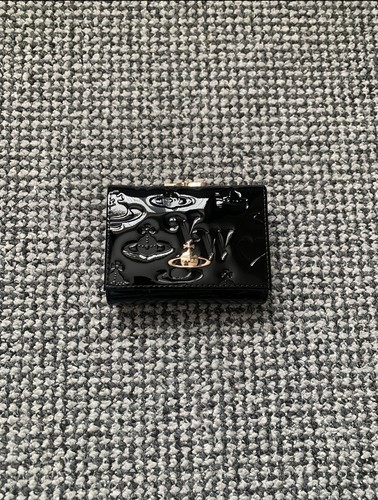 Vivienne westwood gamaguchi - westwood,