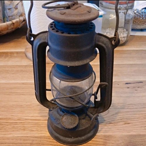 Feuerhand 175 storm lantern - 175,