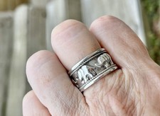 STERLING SILVER 925.     12 MM WIDE ELEPHANT BAND RING SUPERB SIZE R