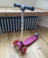 Maxi Micro Scooter with LED