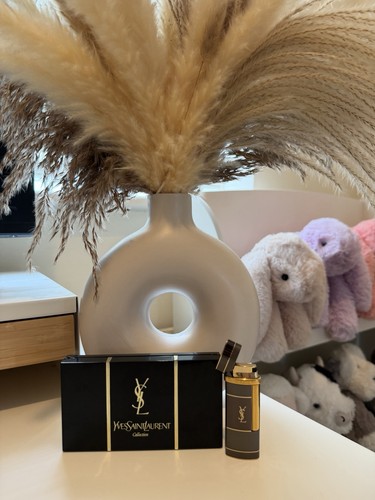 Ysl lighter - ,