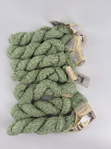 Universal yarn punch tweed - yarn,