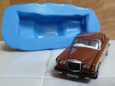 3D BENTLEY T2 SALOON CAR
