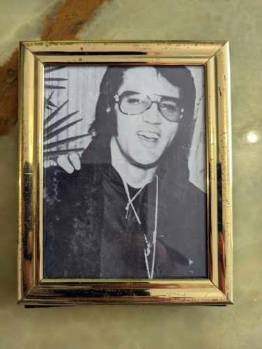 Vintage elvis framed picture - vintage,