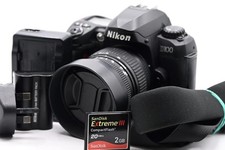 Nikon D100 DSLR Camera c/w