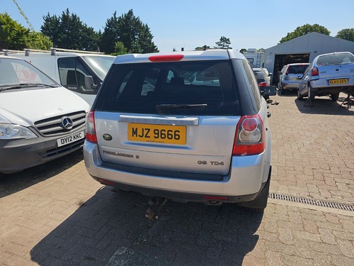 Land rover freelander silver - 2,