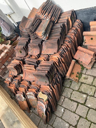 Roof clay pan - tiles, ridge