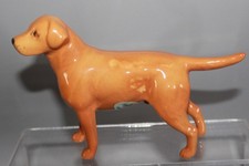 BESWICK GOLDEN LABRADOR DOG