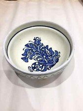 Blue & White Floral Pattern