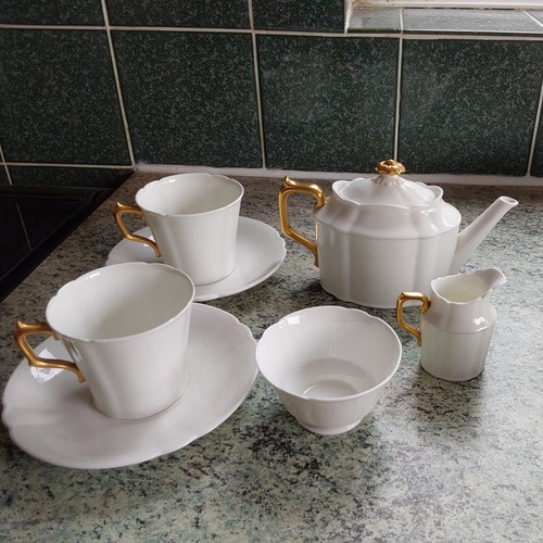 Vintage royal crown - crown, derby