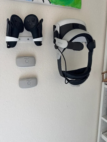 Meta quest wall - 3, holder