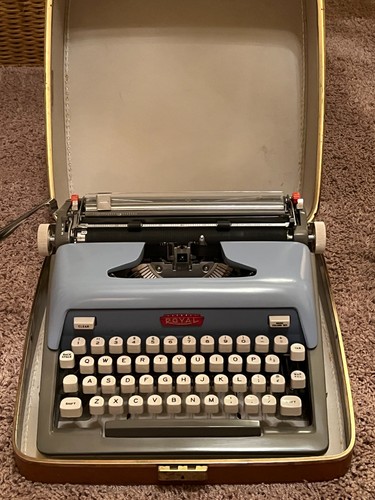 Vintage 1960 royal futura - vintage,