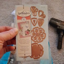 Spellbinders Craft Flower Six