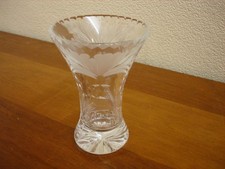 ROYAL BRIERLEY CRYSTAL CUT  FLORAL HONEYSUCKLE 5.25" VASE - PRETTY