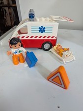 Lego Duplo Ambulance With Paramedic  With Working Siren And Lights 