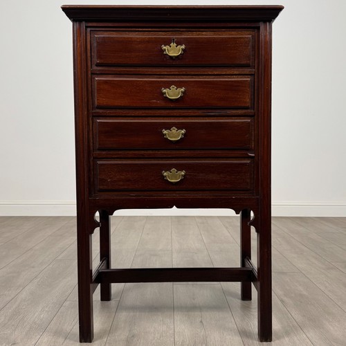 Antique 20th century good - 20th,