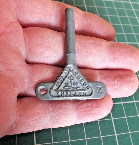 Vintage triang minic clockwork - vintage,