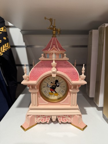 Disneyland paris hotel clock - disneyland,
